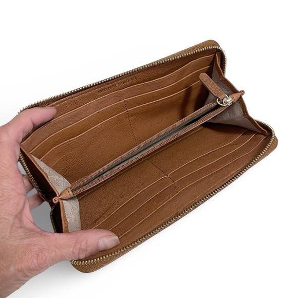 MICHAEL Michael Kors Luggage Tan Leather Jet Set Zip Around Continental Wallet - Picture 5 of 8